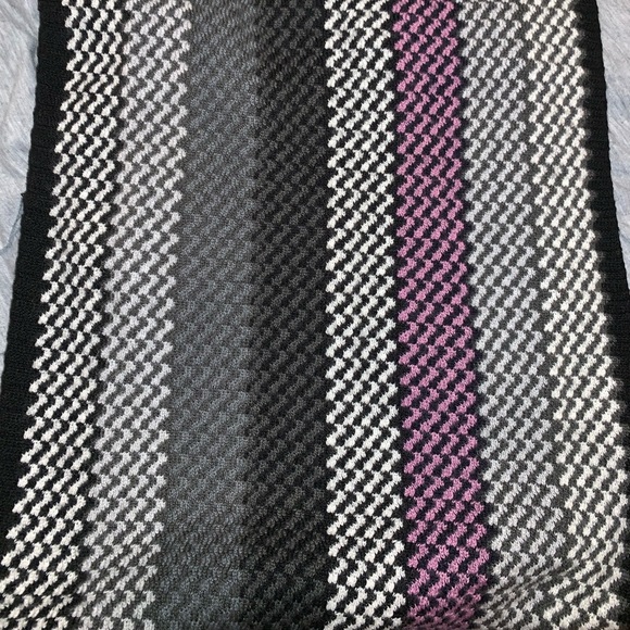 Missoni scarf - Picture 2 of 4